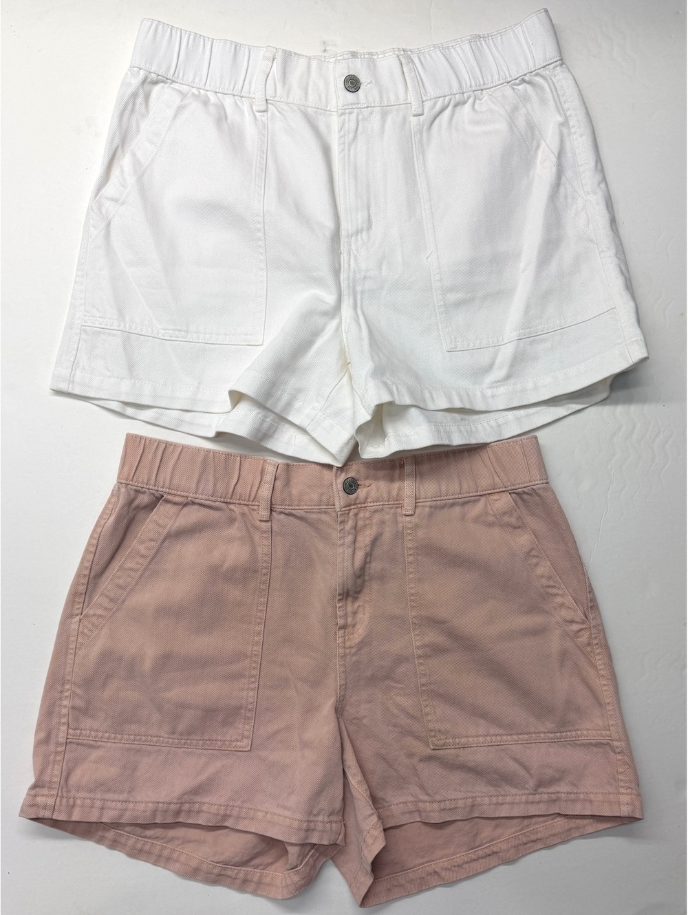 Gap Women's Casual Shorts 2 Pairs Lot Bundle White Tan Elastic Waist Size Large